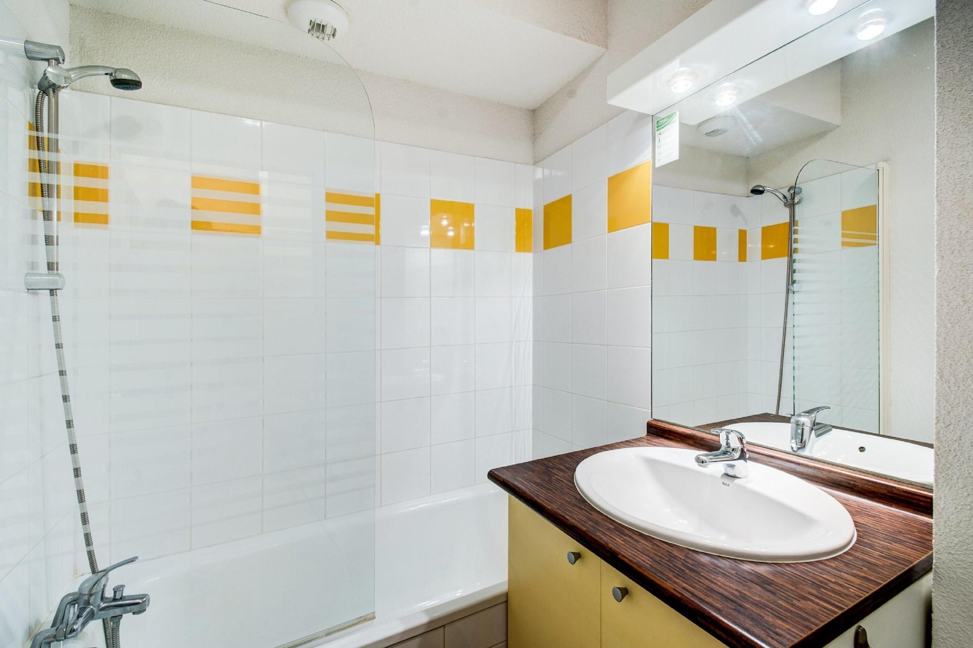 Vacanceole - Residence Illixon Bagnères-de-Luchon Dış mekan fotoğraf